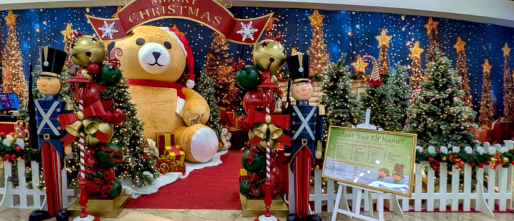 Christmas Grotto Installation - Wide